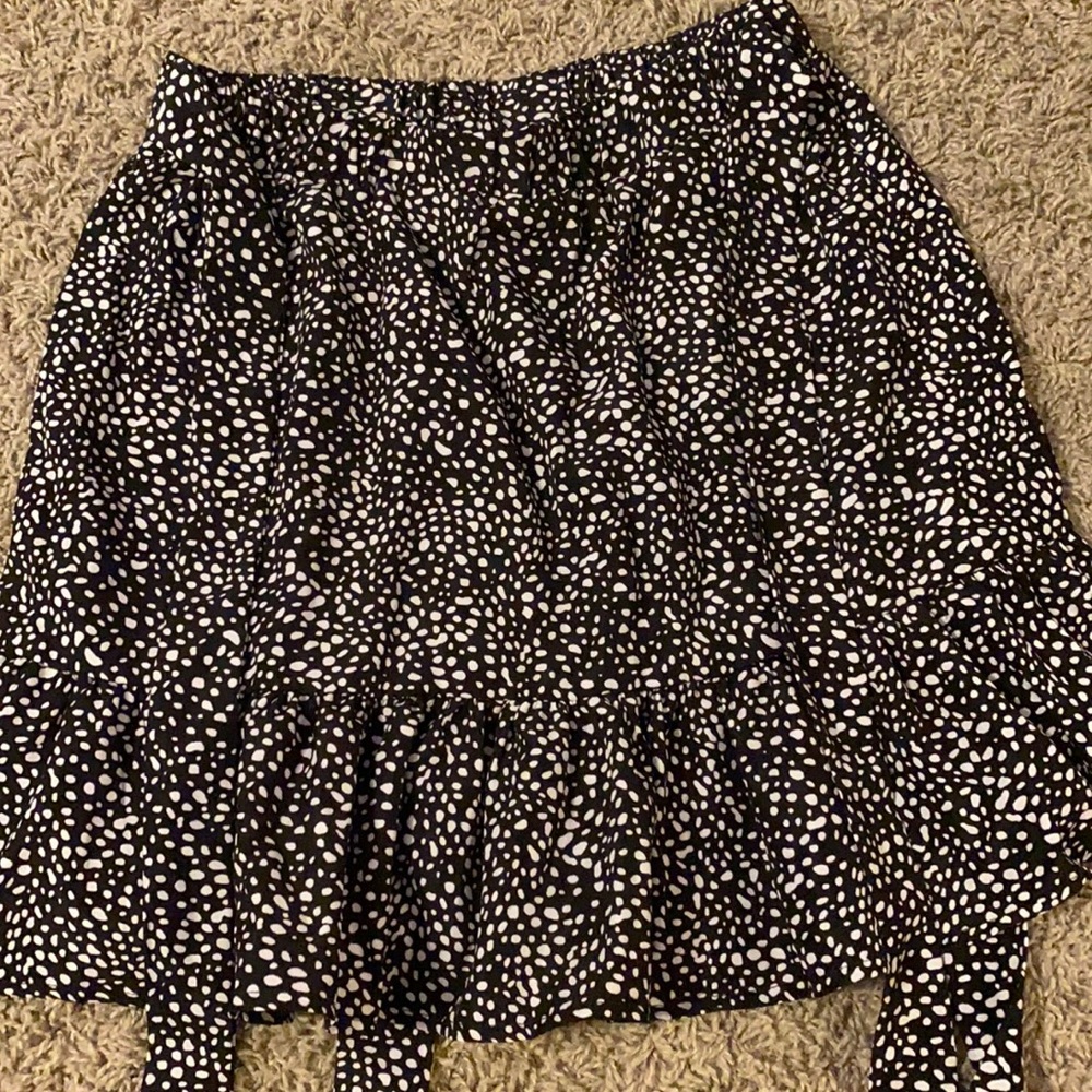Black and white dotted skirt